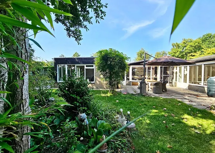 Ferienhaus Duinland 142 *